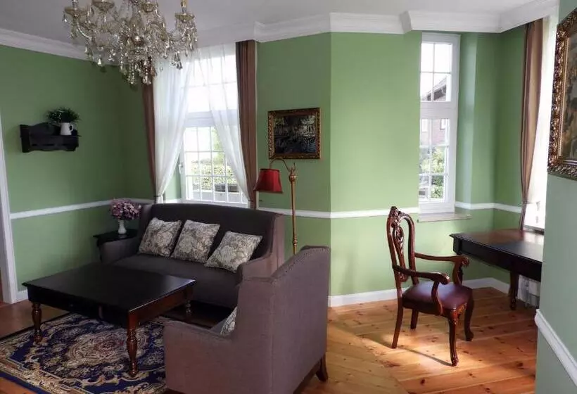 Hotelli Villa Schneverdingen