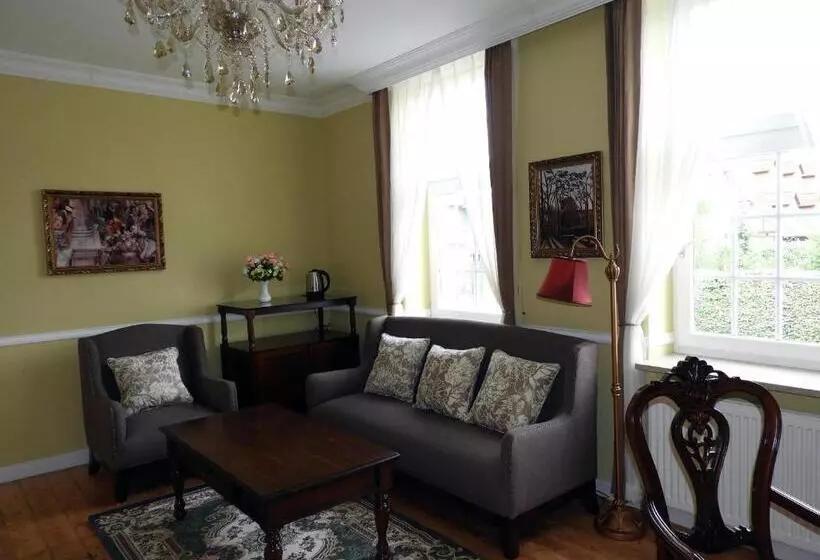 Hotelli Villa Schneverdingen