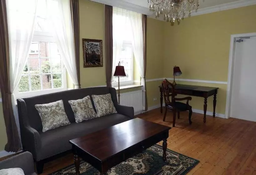 Hotelli Villa Schneverdingen