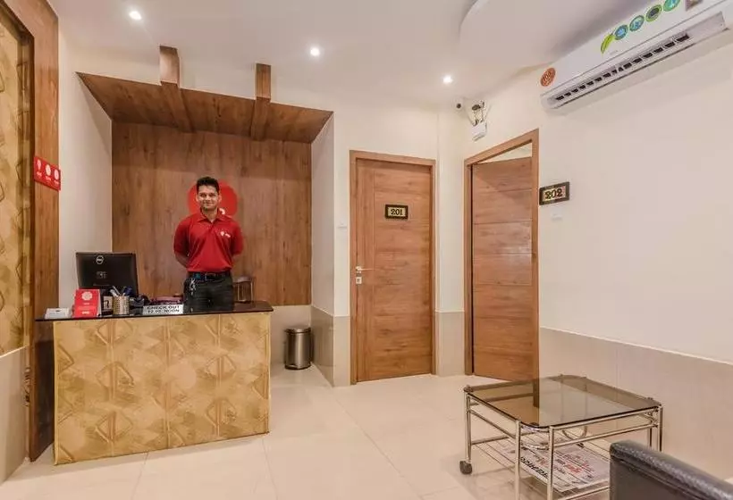 Oyo 8363 Hotel Royal Inn