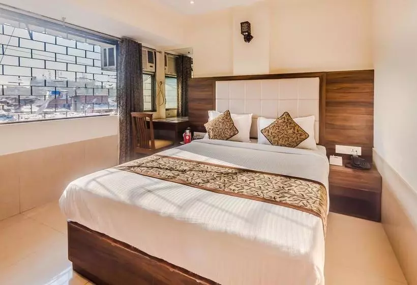 Oyo 8363 Hotel Royal Inn