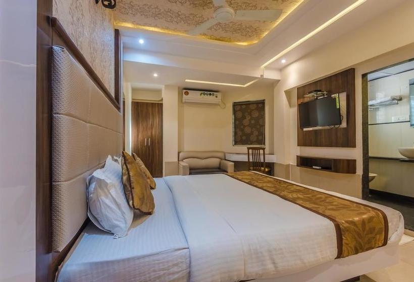 Oyo 8363 Hotel Royal Inn