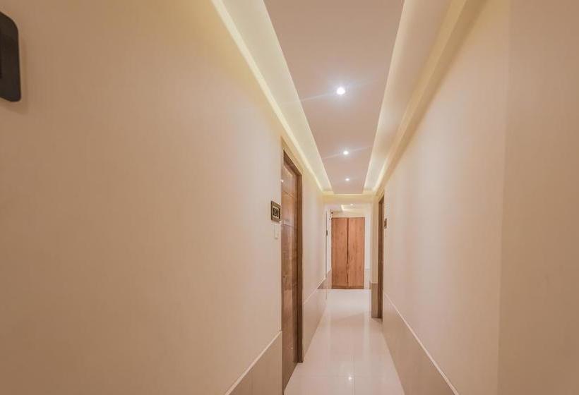 Oyo 8363 Hotel Royal Inn