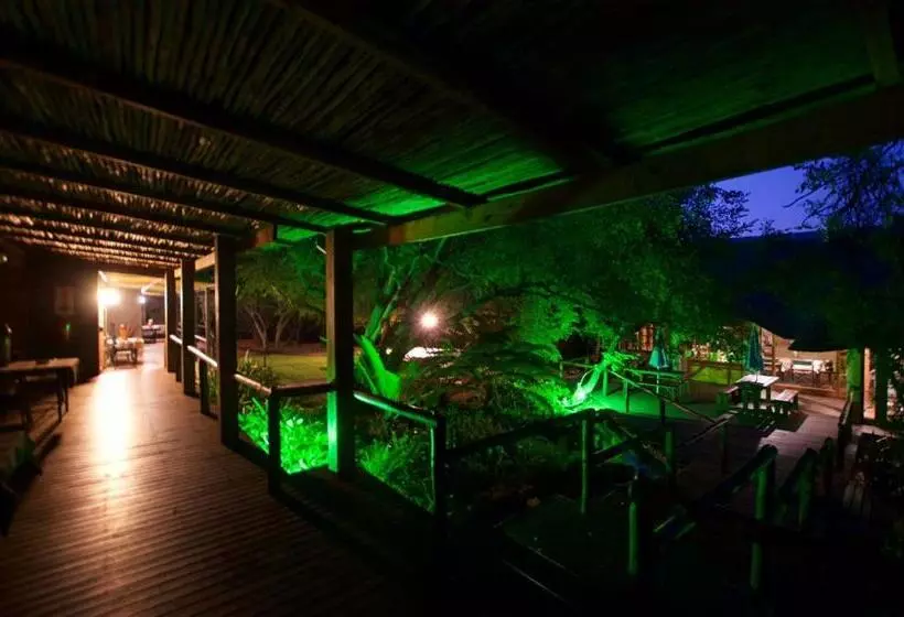 Tuskers Bush Lodge B&b