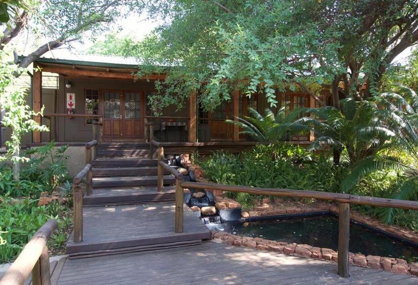 Tuskers Bush Lodge B&b