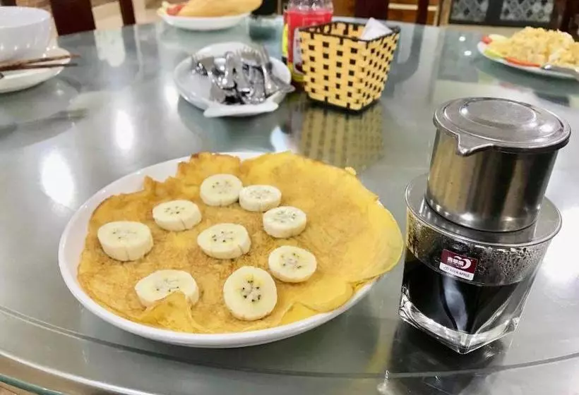 Victor Charlie Hostel 2