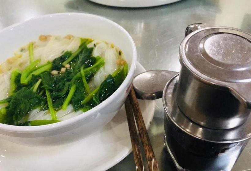 Victor Charlie Hostel 2