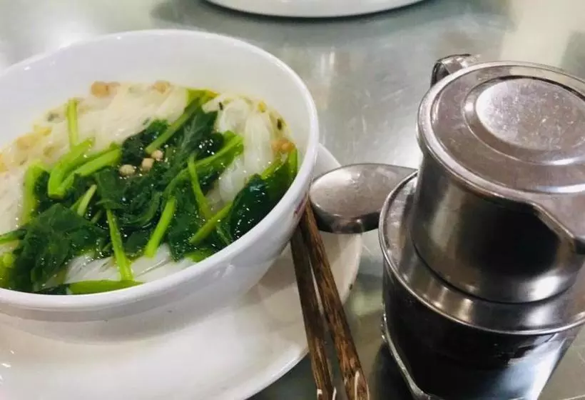 Victor Charlie Hostel 2