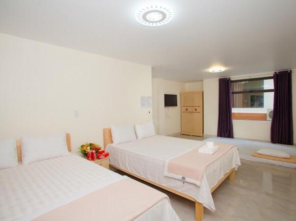 Victor Charlie Hostel 2