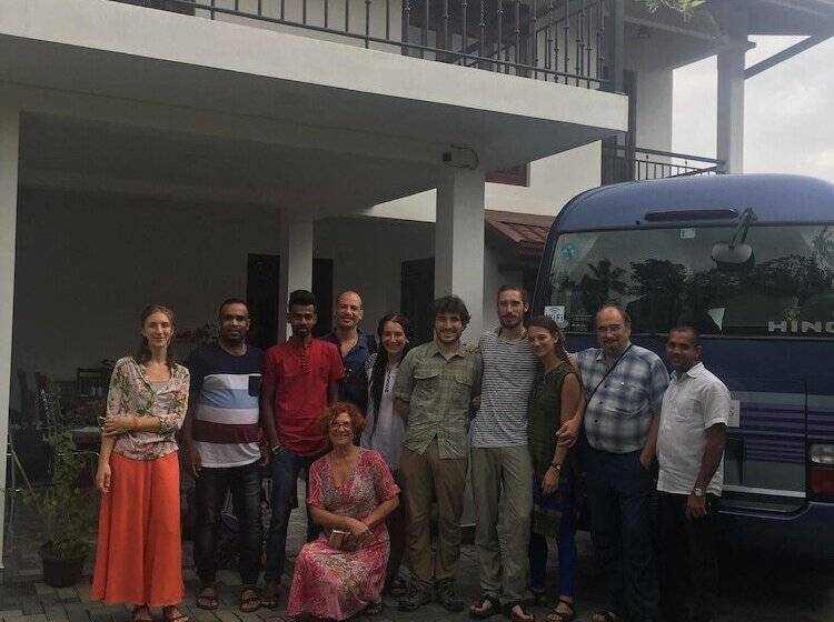 Bed and Breakfast Slightly Chilled Forest Villa