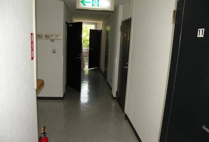 Business Hotel Minshuku Minato