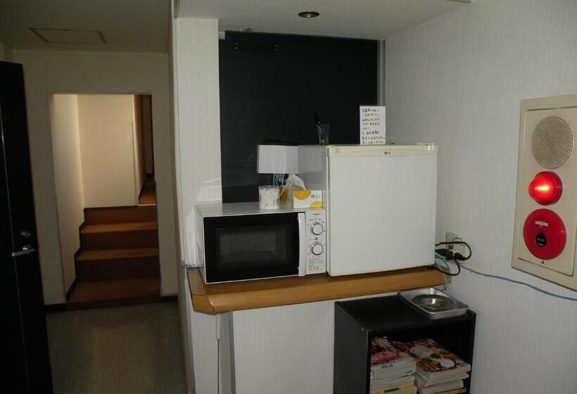 Business Hotel Minshuku Minato