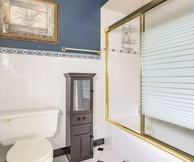 Fraser River Richmond Bed And Breakfast