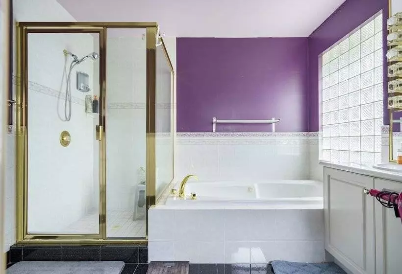 Fraser River Richmond Bed And Breakfast