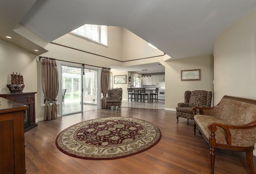 Fraser River Richmond Bed And Breakfast