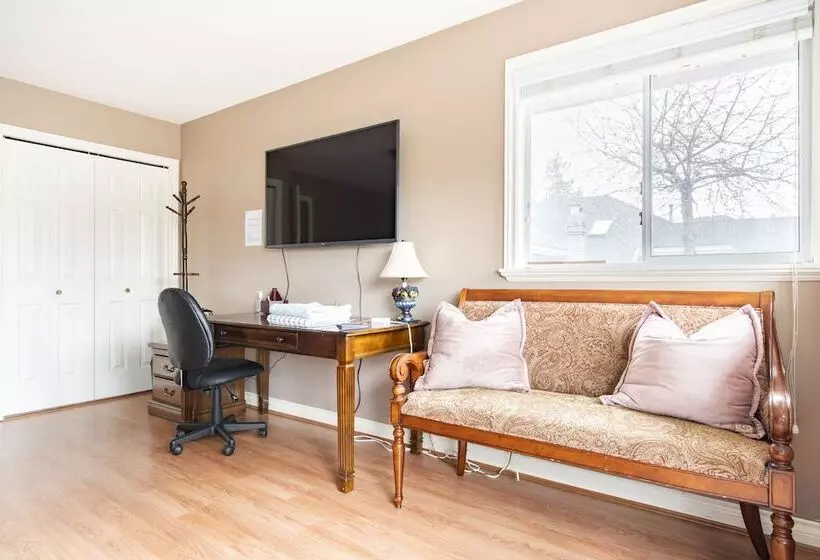 Fraser River Richmond Bed And Breakfast