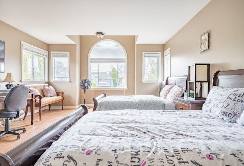 Fraser River Richmond Bed And Breakfast