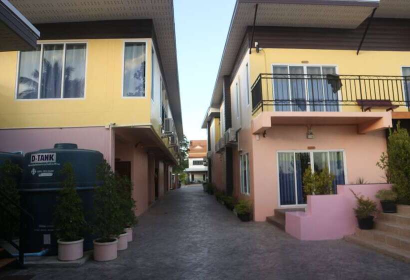 فندق Anyavee Nam Mao Beach Resort