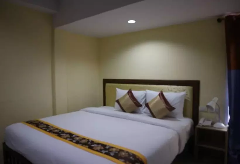 ホテル Anyavee Nam Mao Beach Resort