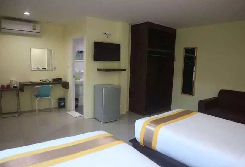 ホテル Anyavee Nam Mao Beach Resort