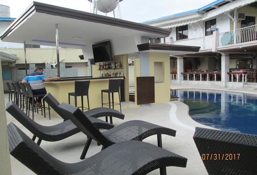 בית מלון כפרי Fenson