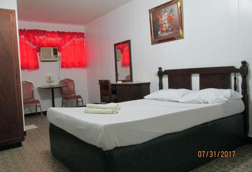 בית מלון כפרי Fenson