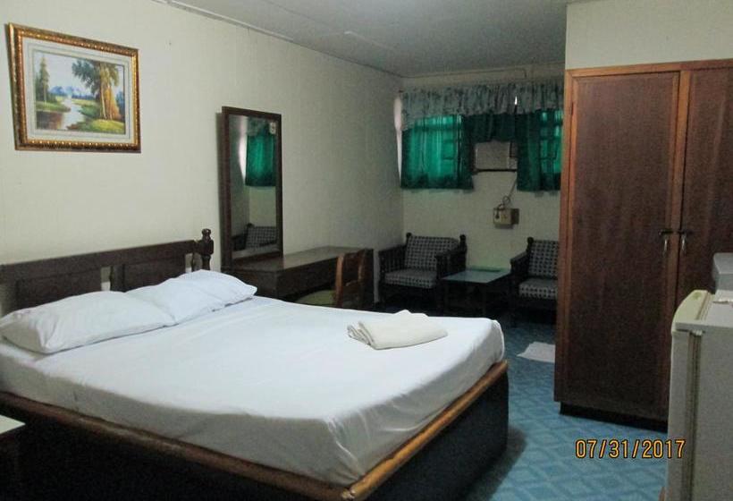 בית מלון כפרי Fenson