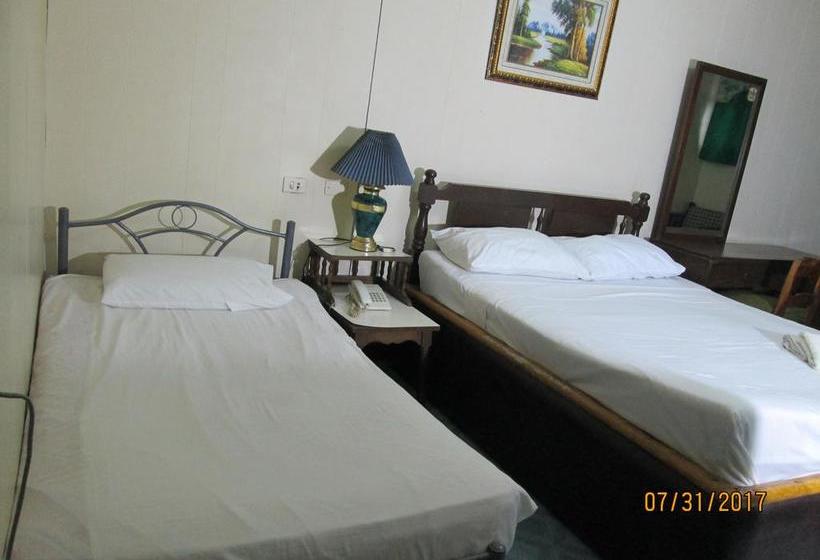 בית מלון כפרי Fenson