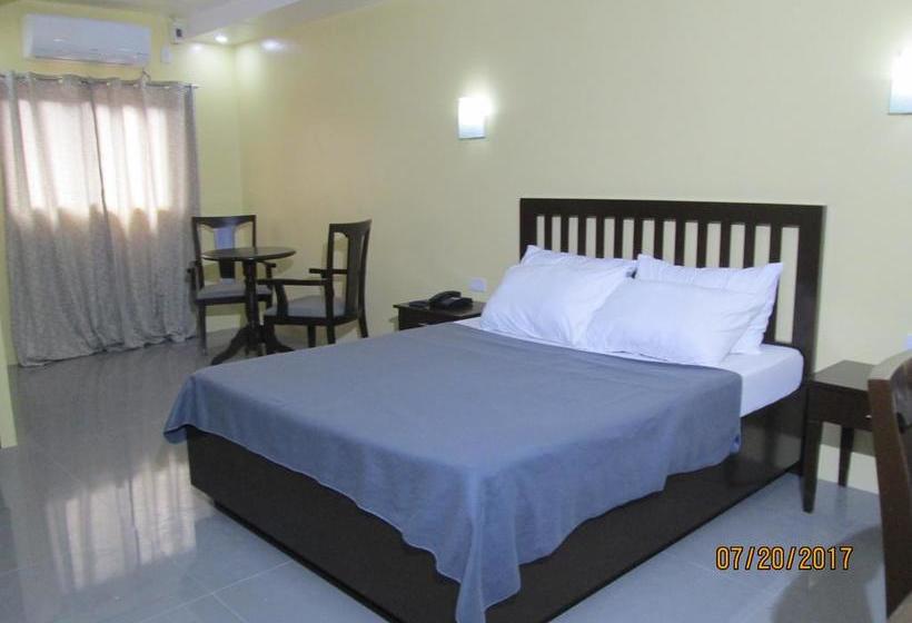 בית מלון כפרי Fenson