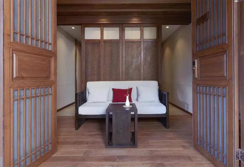 ホテル Lijiang Huayu Donglin Boutique