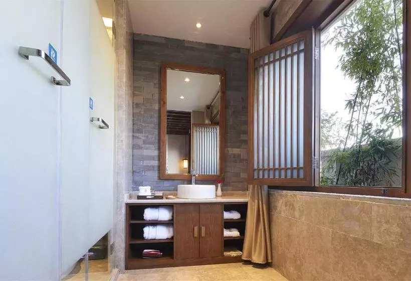 ホテル Lijiang Huayu Donglin Boutique