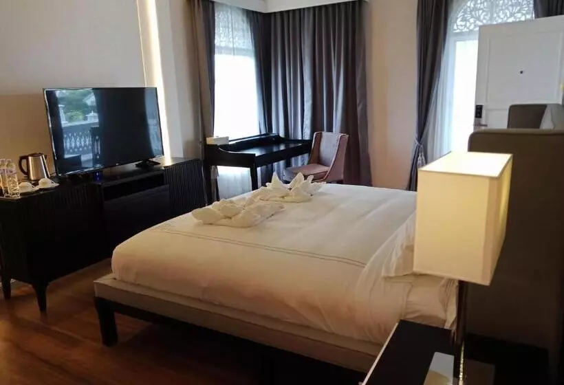 ホテル Nirvanan House