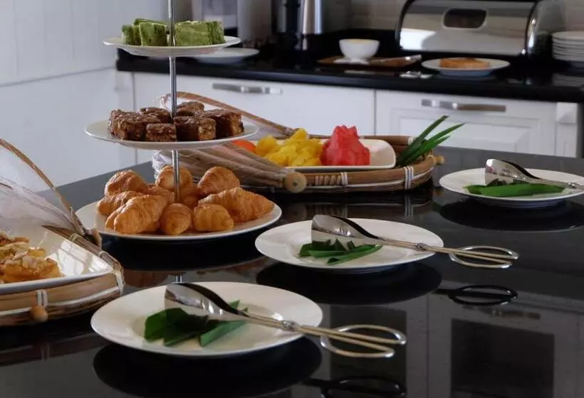 ホテル Nirvanan House