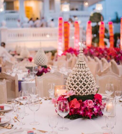 酒店 Nirvanan House