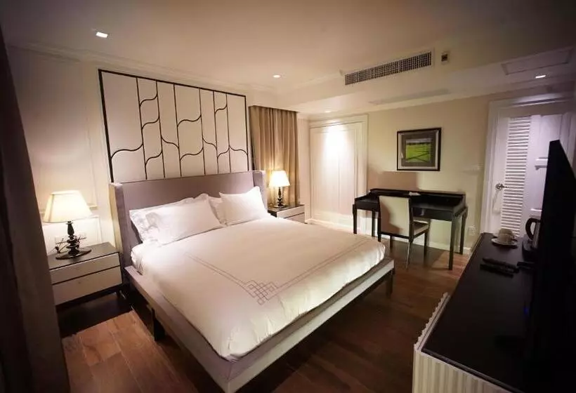 ホテル Nirvanan House