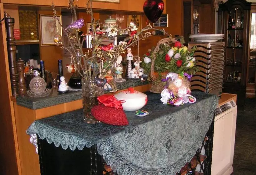 Hotelli Schwarzer Adler