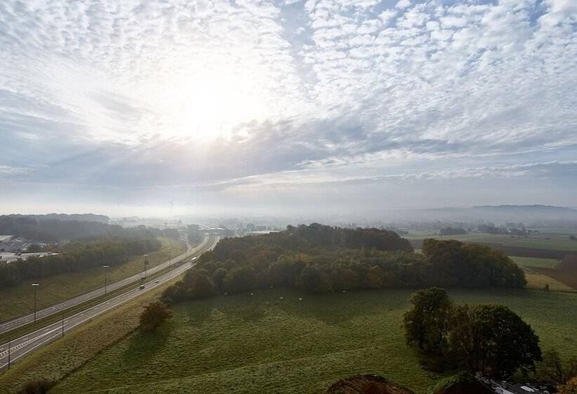 בית מלון כפרי Van Der Valk  Luxembourgarlon