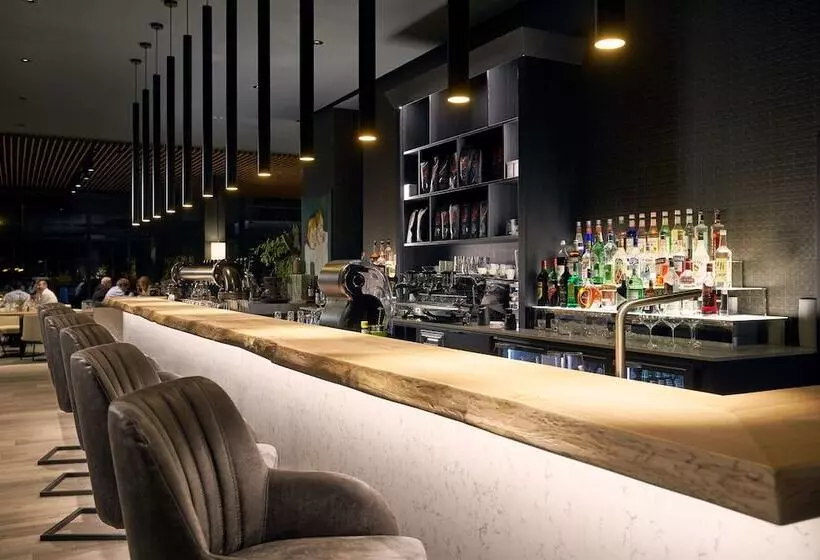 ホテル Van Der Valk  Luxembourgarlon