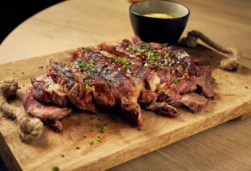 ホテル Van Der Valk  Luxembourgarlon