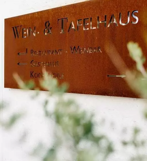 ホテル Wein  & Tafelhaus