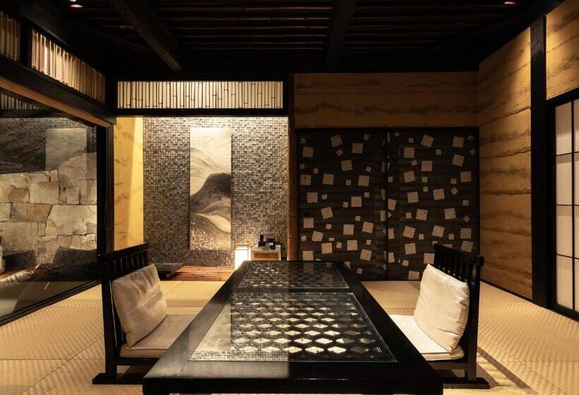 Ryokan Hikyou Shirakawagensen Sansou Takefue