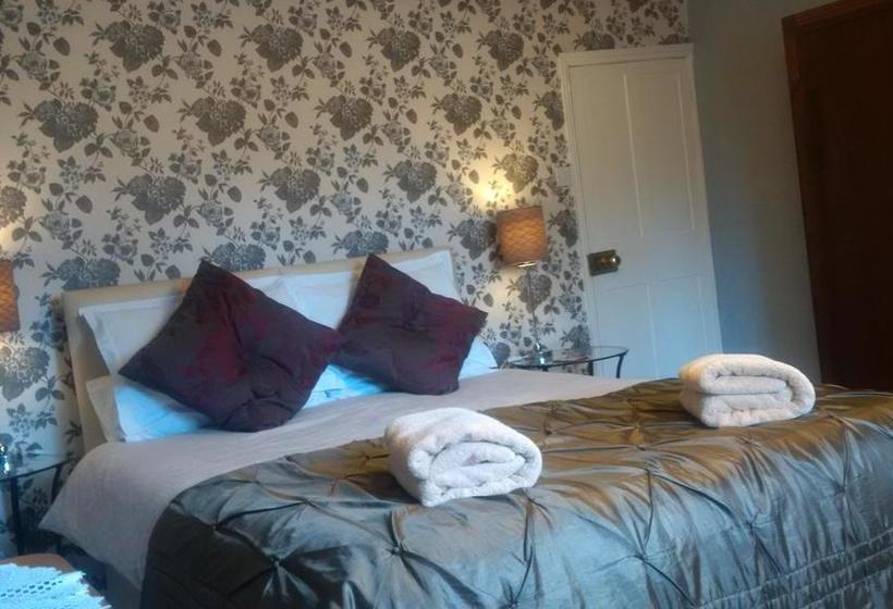 Bed and Breakfast Grayling House