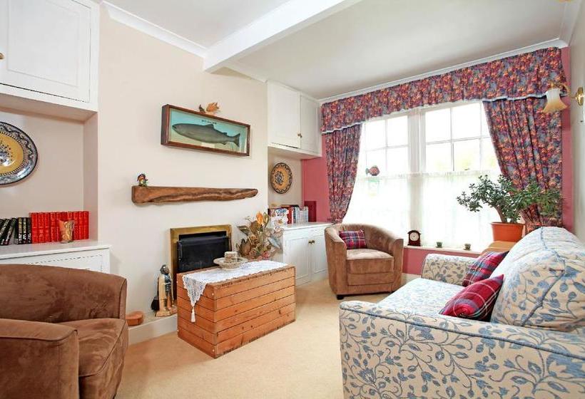 Bed and Breakfast Grayling House