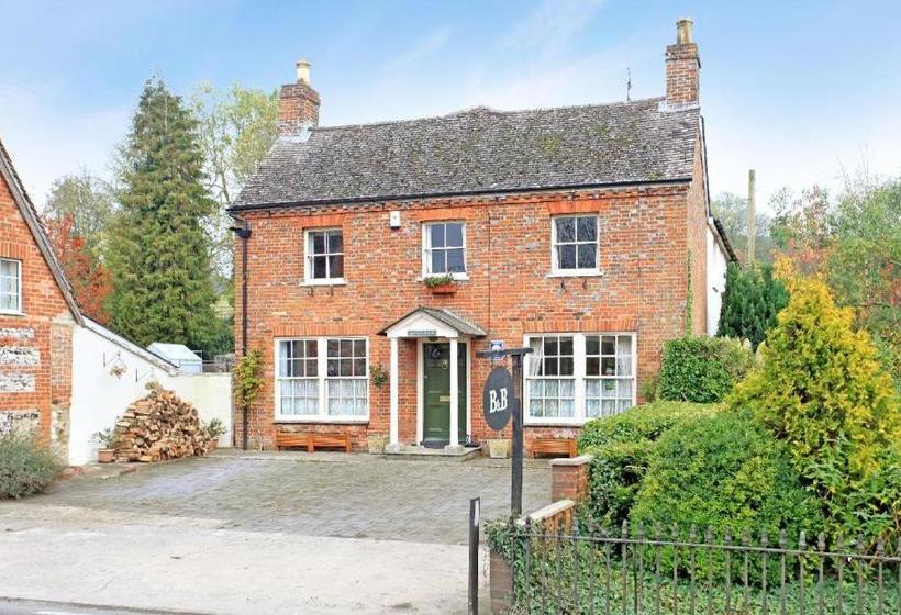 Bed and Breakfast Grayling House