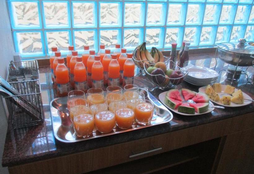 هتل Aegeyi Grand Express