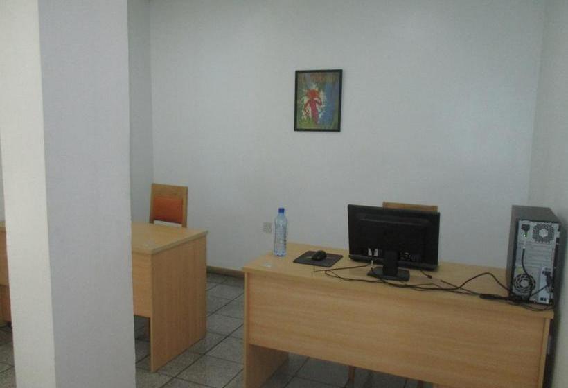 هتل Aegeyi Grand Express