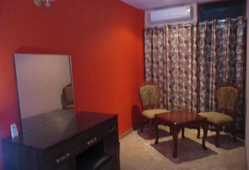 هتل Aegeyi Grand Express