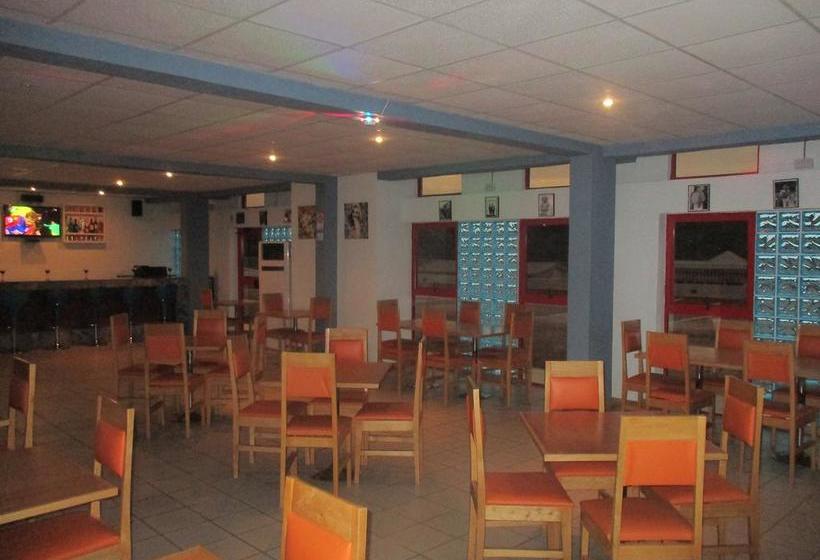 هتل Aegeyi Grand Express