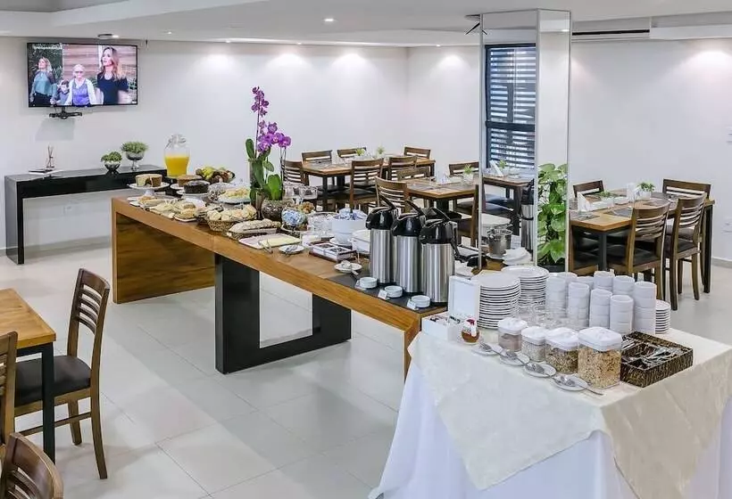 هتل Bauru Office