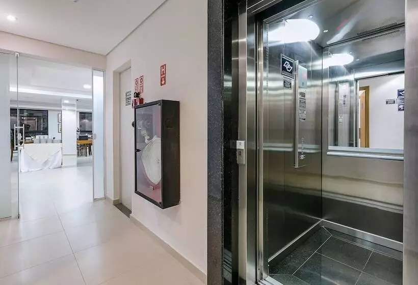 هتل Bauru Office